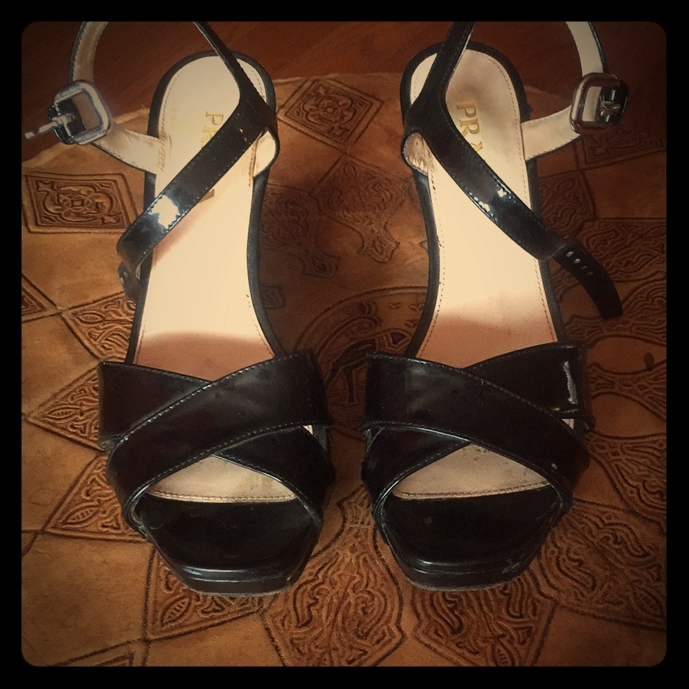Used black Prada 36.5 wedges